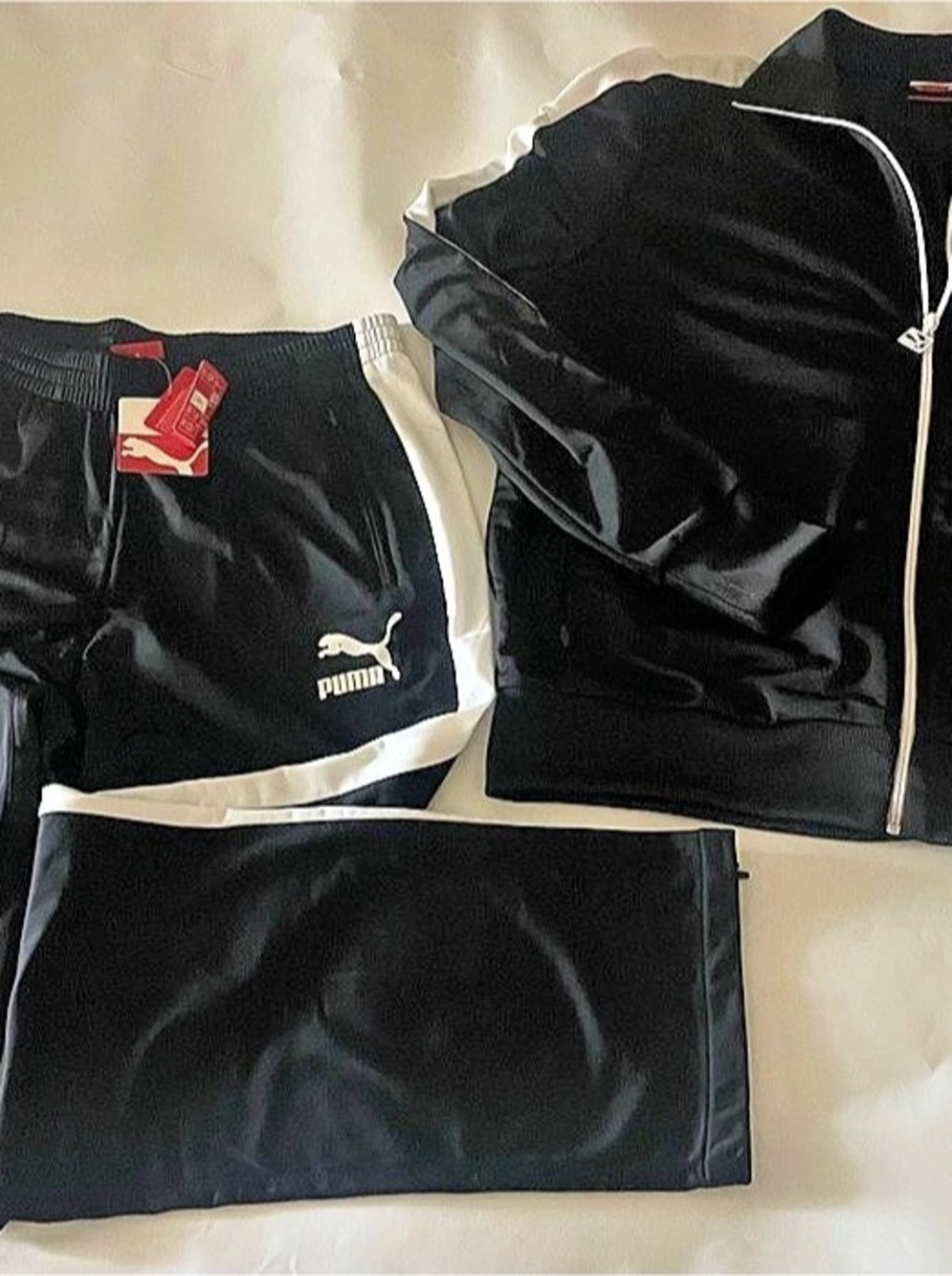 Puma Heroes T7 Track Jacket and Pants Set Mens. Black & White. Pants size M, Jac